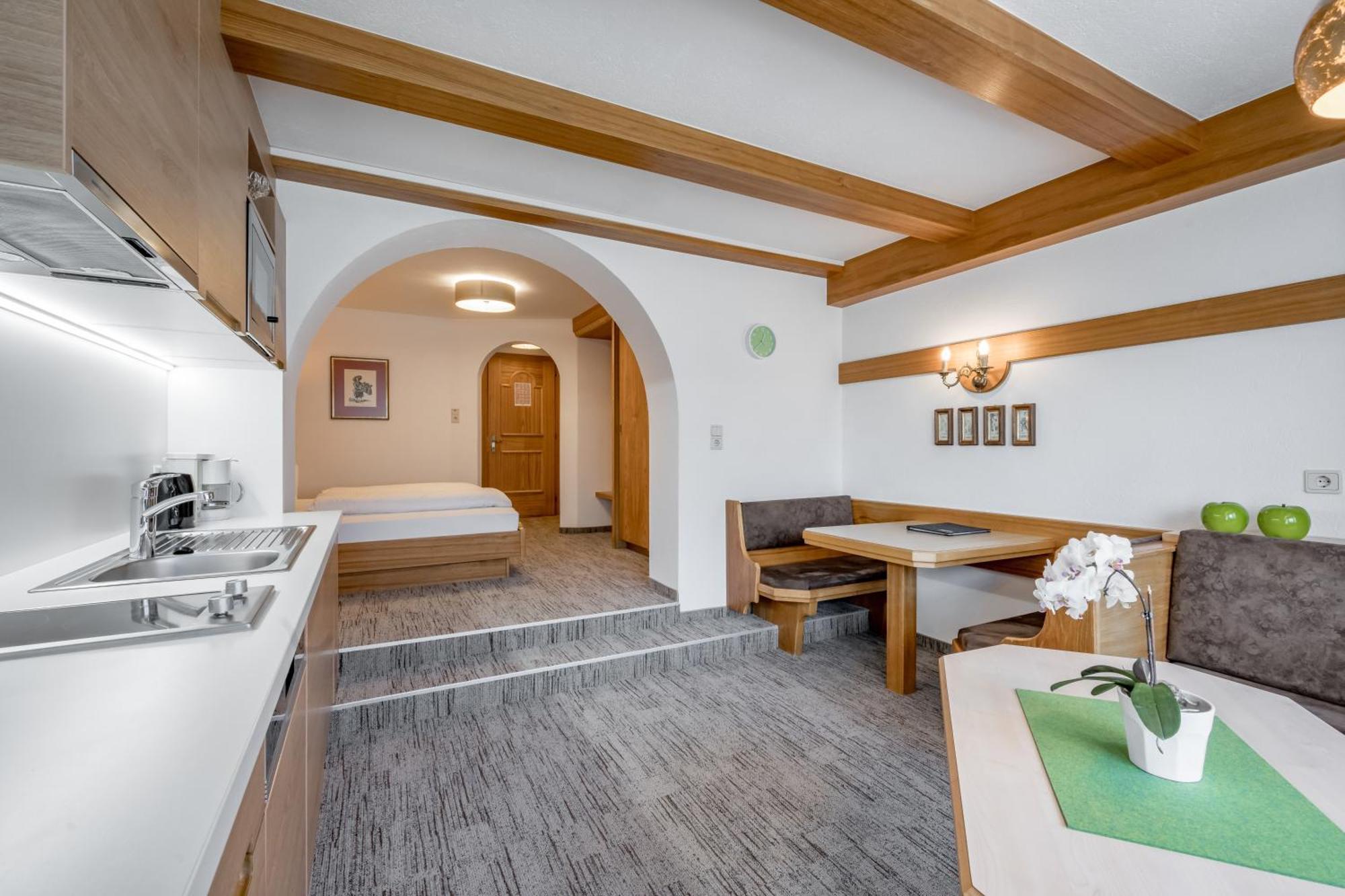 Apart Hotel Garni Wieser Зёльден Экстерьер фото
